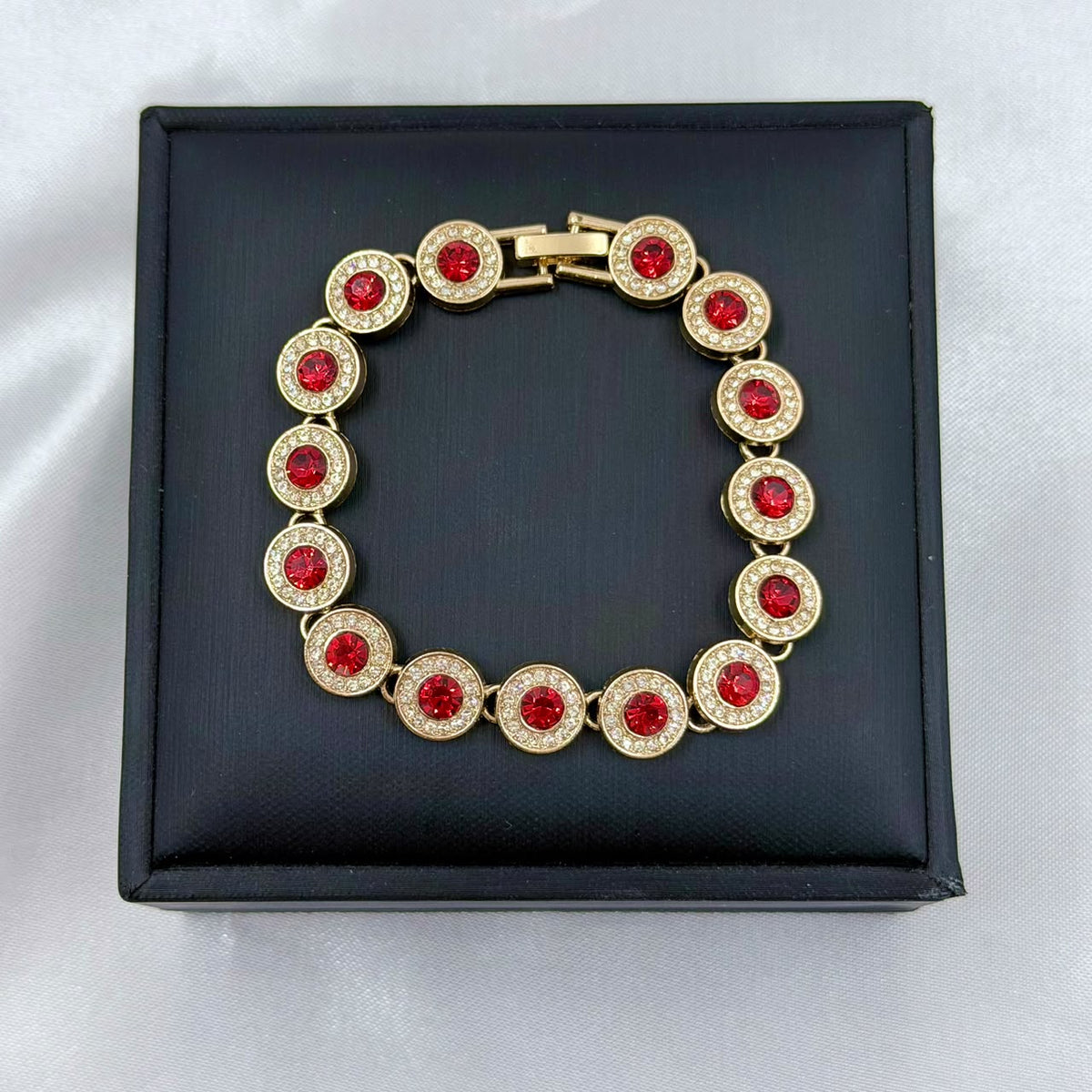 Pulsera Halo Rojo Pasión con Circones