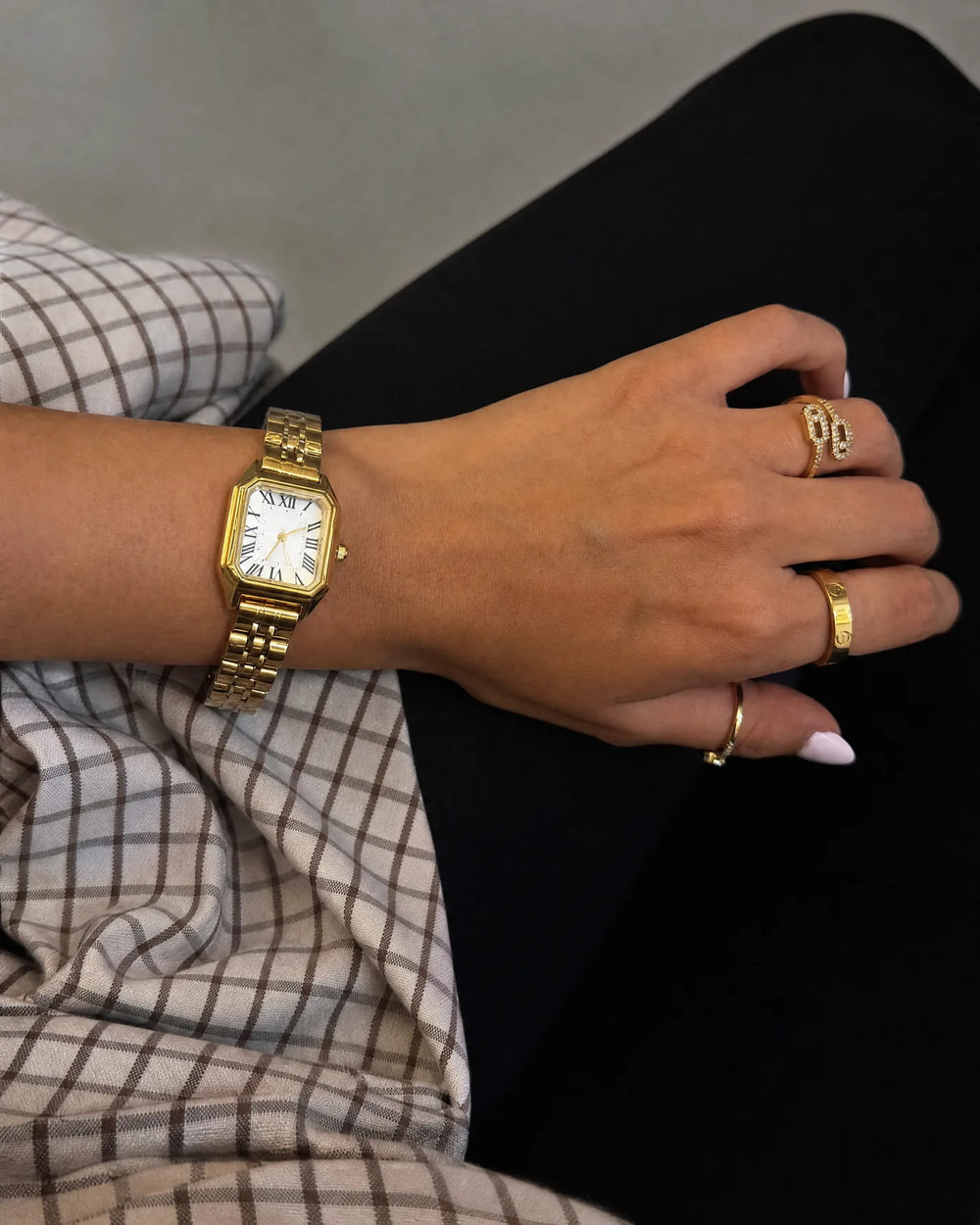 Reloj de Acero Inoxidable Dorado